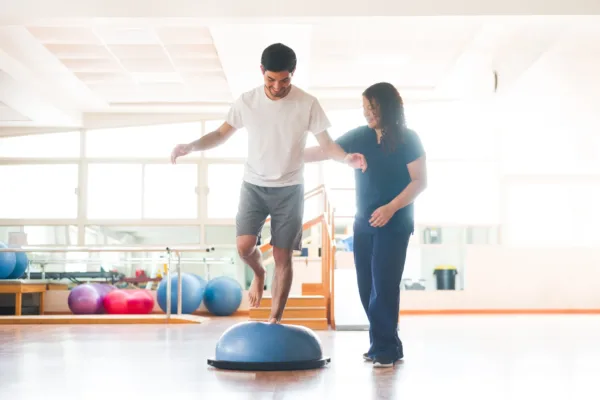 Man in rehabilitation for knee